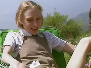 Busty babe filme por ...